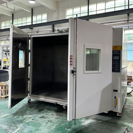 给大家介绍身后这款客户定制的步入式恒温恒湿房